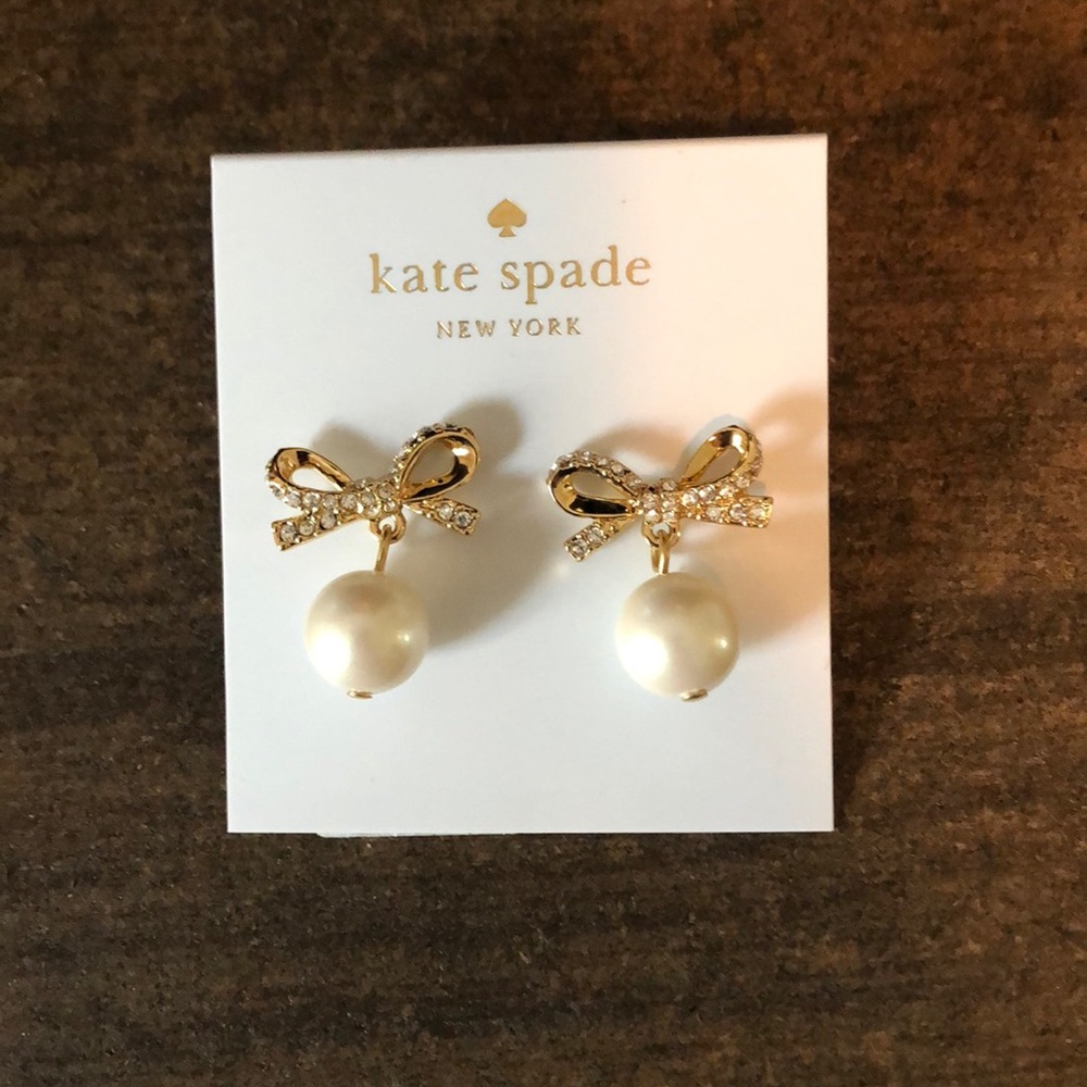 BRAND NEW Kate Spade Skinny Mini Pearl Earrings